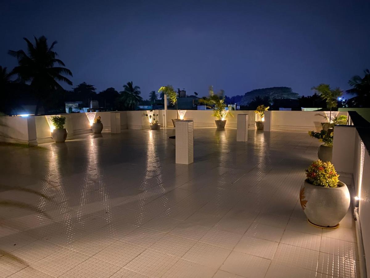 La Paradise Luxury - Tie Hotels & Resorts ポンディシェリ エクステリア 写真